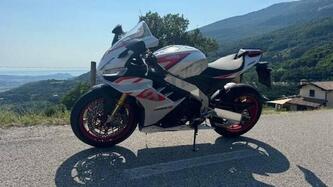 Aprilia RSV4 1100 Factory Speed White (2023 - 24) usata