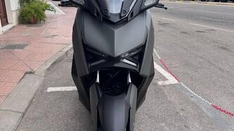 Yamaha X-Max 300 (2025) usata