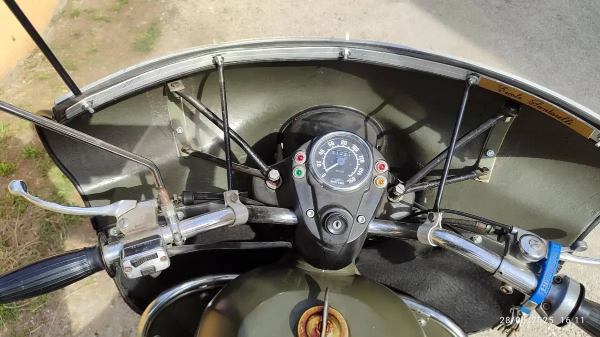Moto Guzzi   (4)