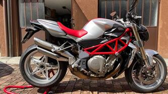 MV Agusta Brutale 910 S (2005 - 11) usata