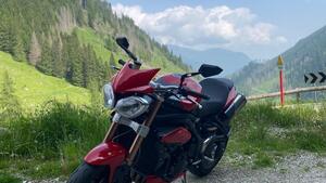 Triumph Speed Triple 1050 (2011 - 13) 