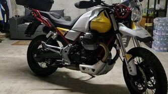 Moto Guzzi V85 TT Evocative Graphics (2019 - 20)
