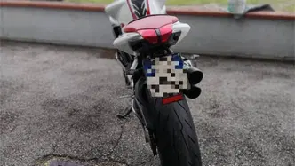 MV Agusta Brutale 1090 R (2012 - 15) usata