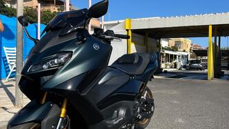 Yamaha T-Max 560 Tech Max (2022 - 24) usata