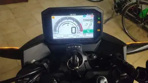 Honda CB 750 Hornet (2023 - 24)  (11)