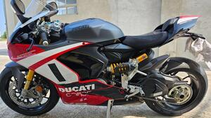 Ducati Panigale V2 Superquadro Final Edition (2024) 