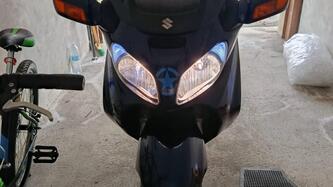Suzuki Burgman AN 650 (2002 - 03) usata
