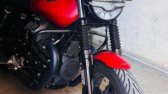 Moto Guzzi V7 Stone (2021 - 24)
