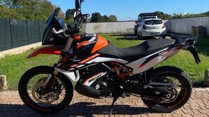 KTM 890 Adventure R (2022) 