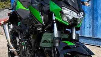 Kawasaki Z 400 (2023) usata