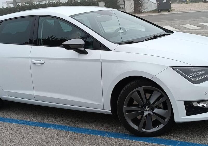 SEAT Leon 2.0 TDI 184 CV DSG 5p. FR