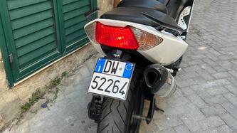 Yamaha T-Max 500 White Max (2010 - 11) usata