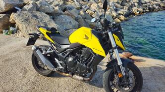 Honda CB 750 Hornet (2023 - 24) usata