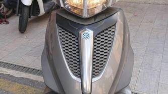 Piaggio Mp3 300 ie Yourban ERL (2011 - 17) usata