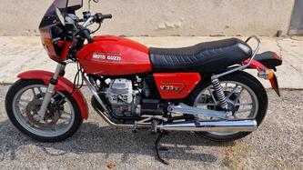 Moto Guzzi V35 II epoca