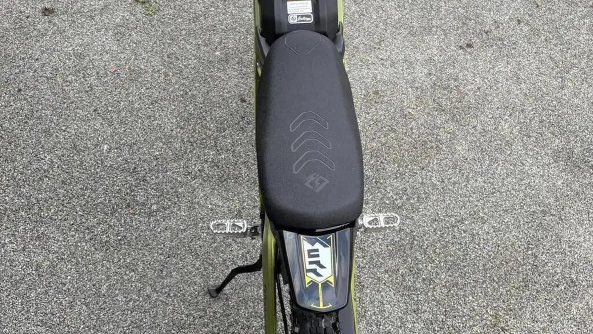 Sur - Ron Light Bee (2019 - 24)  (12)