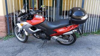 Aprilia Pegaso 650 IE (2001 - 02)
