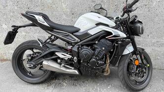 Triumph Street Triple 765 R (2023 - 25) usata