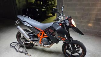 KTM 690 Supermoto