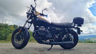 Moto Guzzi V9 Bobber (2016 - 18) usata