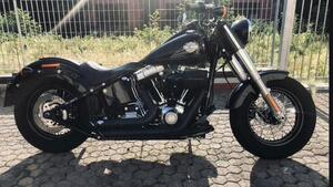 Harley-Davidson 1690 Slim (2017) - FLS