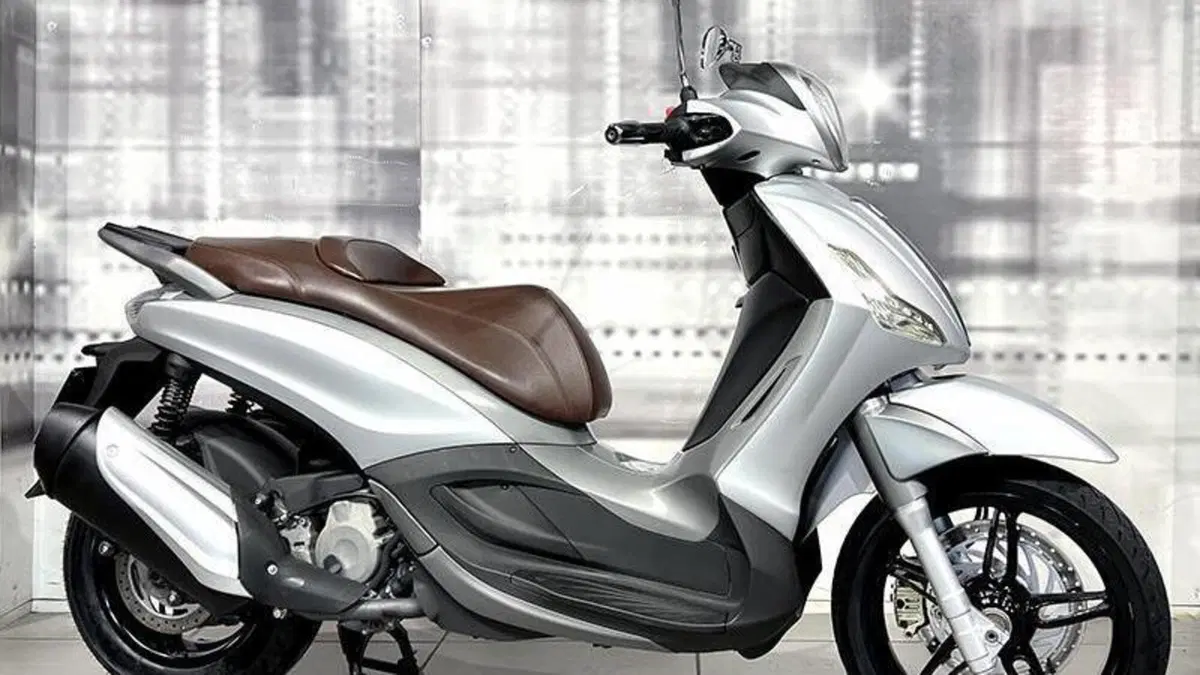 Piaggio Beverly 350 SportTouring ie (2011 - 15) 