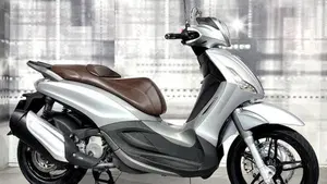 Piaggio Beverly 350 SportTouring ie (2011 - 15) 