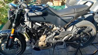 Husqvarna Svartpilen 401 (2021 - 23)