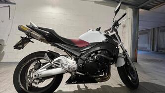 Suzuki GSR 600 (2006 - 11) usata