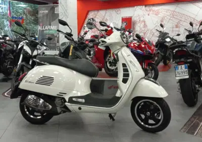Vespa GTS 300 Super Hpe (2018 - 19) - Annuncio 9812135