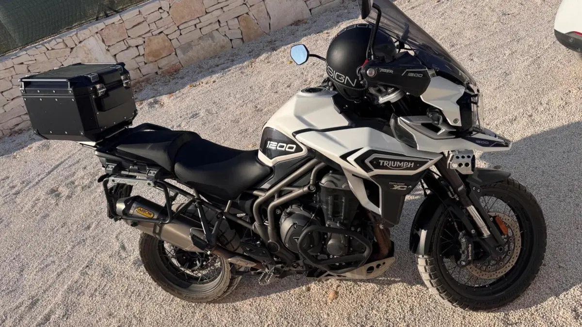 Triumph Tiger Explorer XCA 1215 ABS (2016 - 17)  (4)