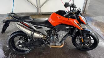 KTM 790 Duke L (2023 - 24) usata