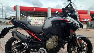 Ducati Multistrada V4 S Grand Tour (2024) usata