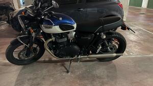 Triumph Bonneville T100 (2021 - 25) 
