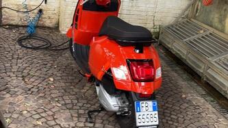 Vespa GTS 300 (2023 - 24)