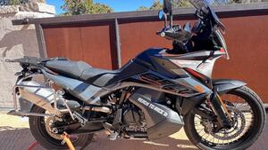 KTM 890 Adventure (2022) 