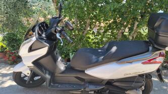 Kymco Downtown 300i (2009 - 17) usata