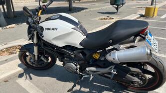 Ducati Monster 696 (2008 - 13) usata