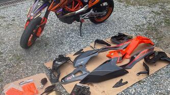 KTM 690 SMC R (2021 - 22) usata