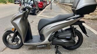 Honda SH 350i GT (2025) usata