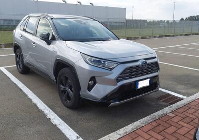 Toyota Rav4 HV (222CV) E-CVT AWD-i Style usata