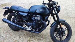 Moto Guzzi V7 III Stone (2017 - 20) 