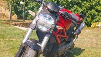 Ducati Monster 696 Plus (2007 - 14) usata