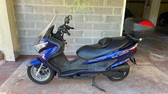 Suzuki Burgman UH 200 (2006 - 12) usata