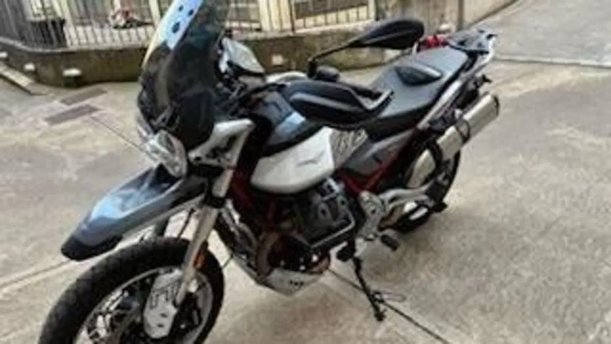 Moto Guzzi V85 TT (2024 - 26)  (3)
