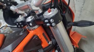 KTM 690 Enduro R (2022 - 25) 