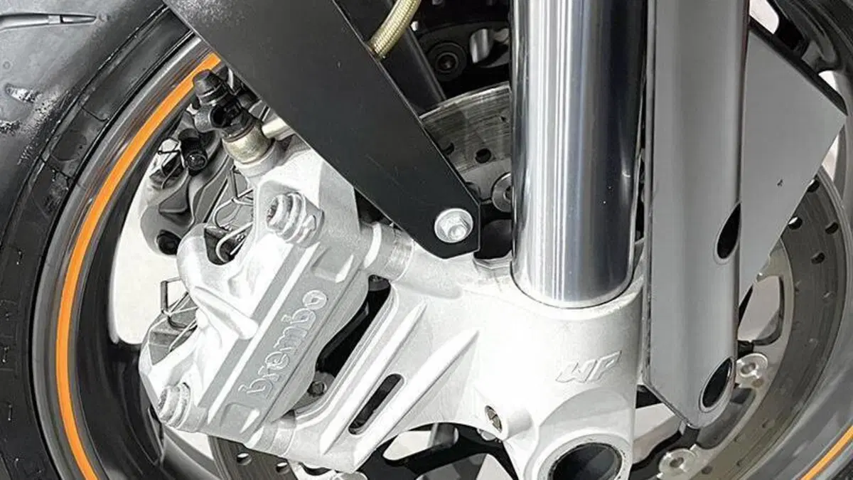 KTM 950 Supermoto (2006 - 08)  (3)