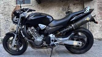 Honda Hornet 900