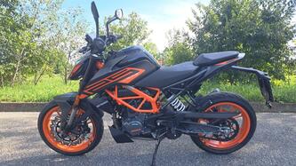 KTM 125 Duke (2021 - 23) usata