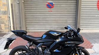 Yamaha YZF R7 (2021 - 25) usata